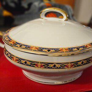 vintage tureen/serving bowl German c.tilsh beautiful